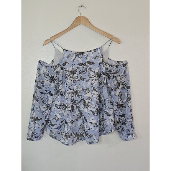 ASTR the Label Cold Shoulder Floral Top Womens Size Small Blue Blouse Revolve - Picture 6 of 10
